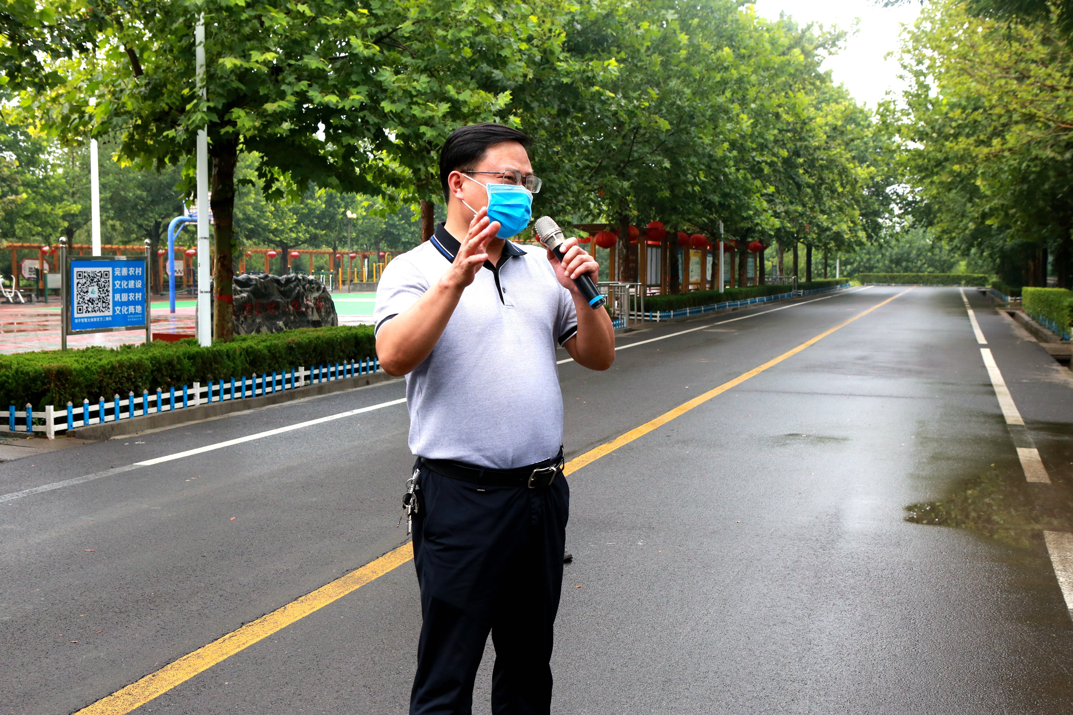 在观摩结束后,镇党委书记付俊峰总结此次观摩成效,他