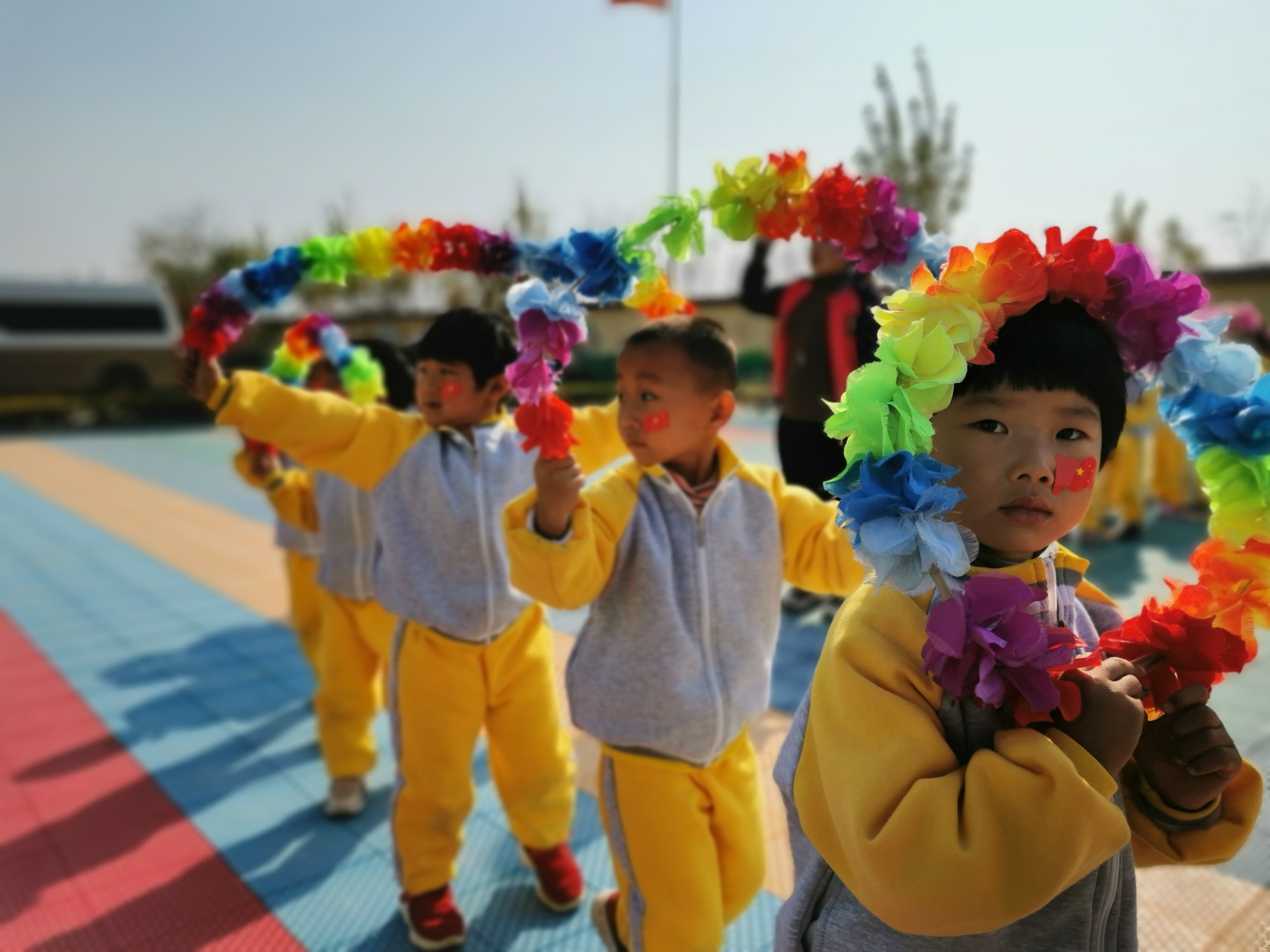 无棣县车王镇幼儿园开展幼儿户外操大比武