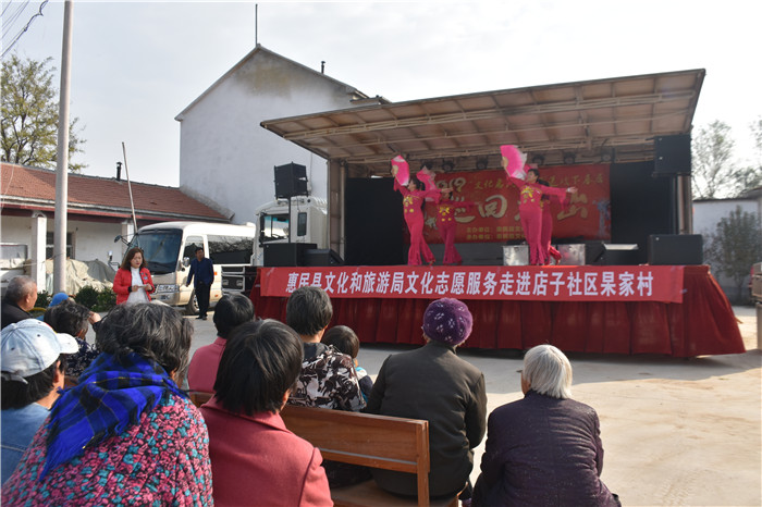 惠民县文化和旅游局到胡集镇开展文化志愿服务活动