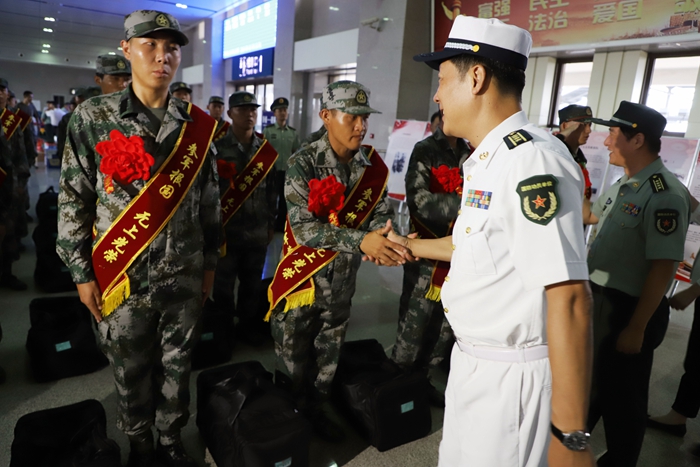 滨州军分区司令员朱俊,市委常委,滨州军分区政委洪胜兵,副市长潘青