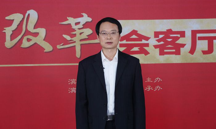 市委组织部副部长,市人力资源和社会保障局党组书记,局长李荣舜