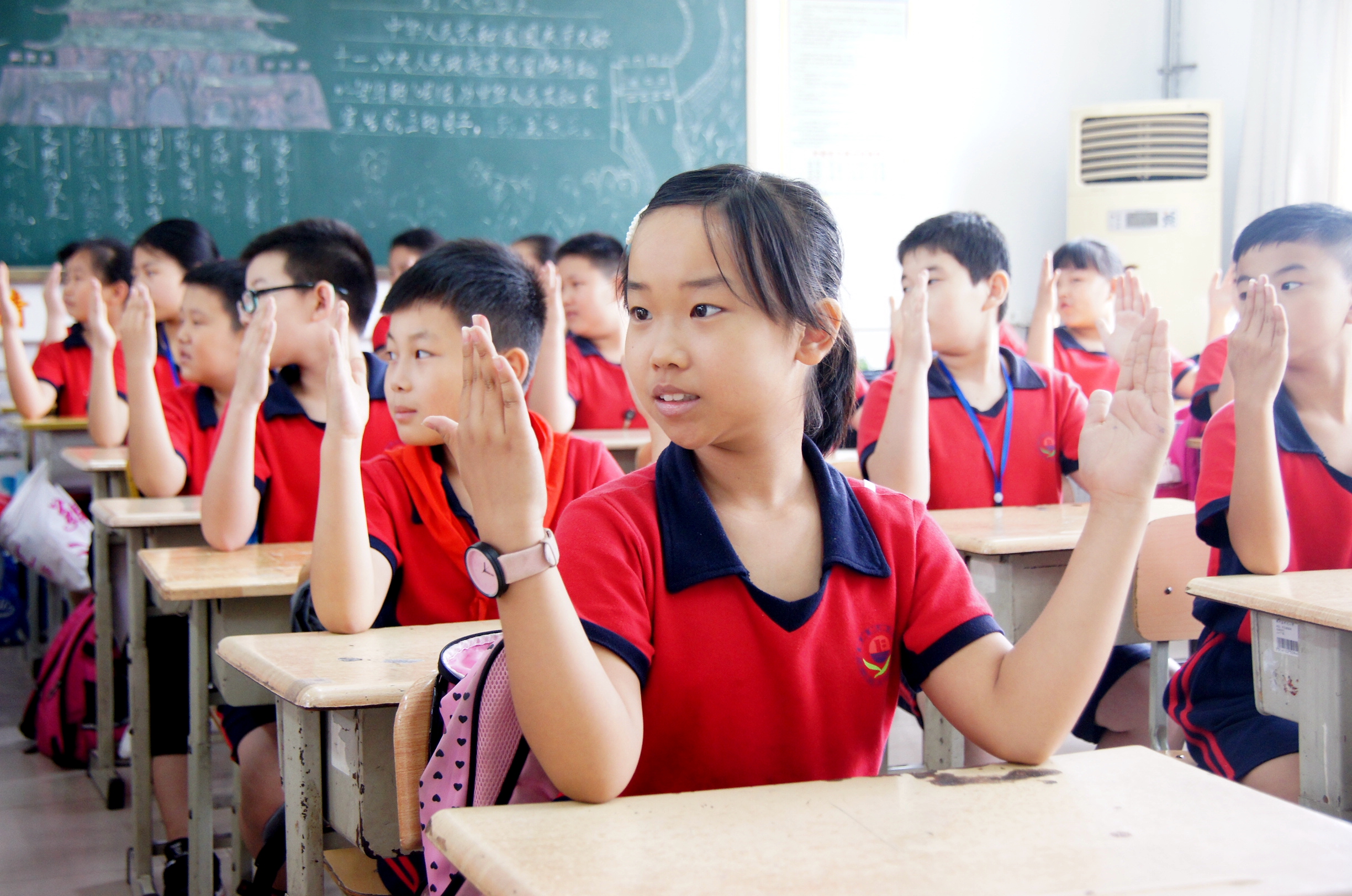 邹平开元小学课间动起来学生乐起来