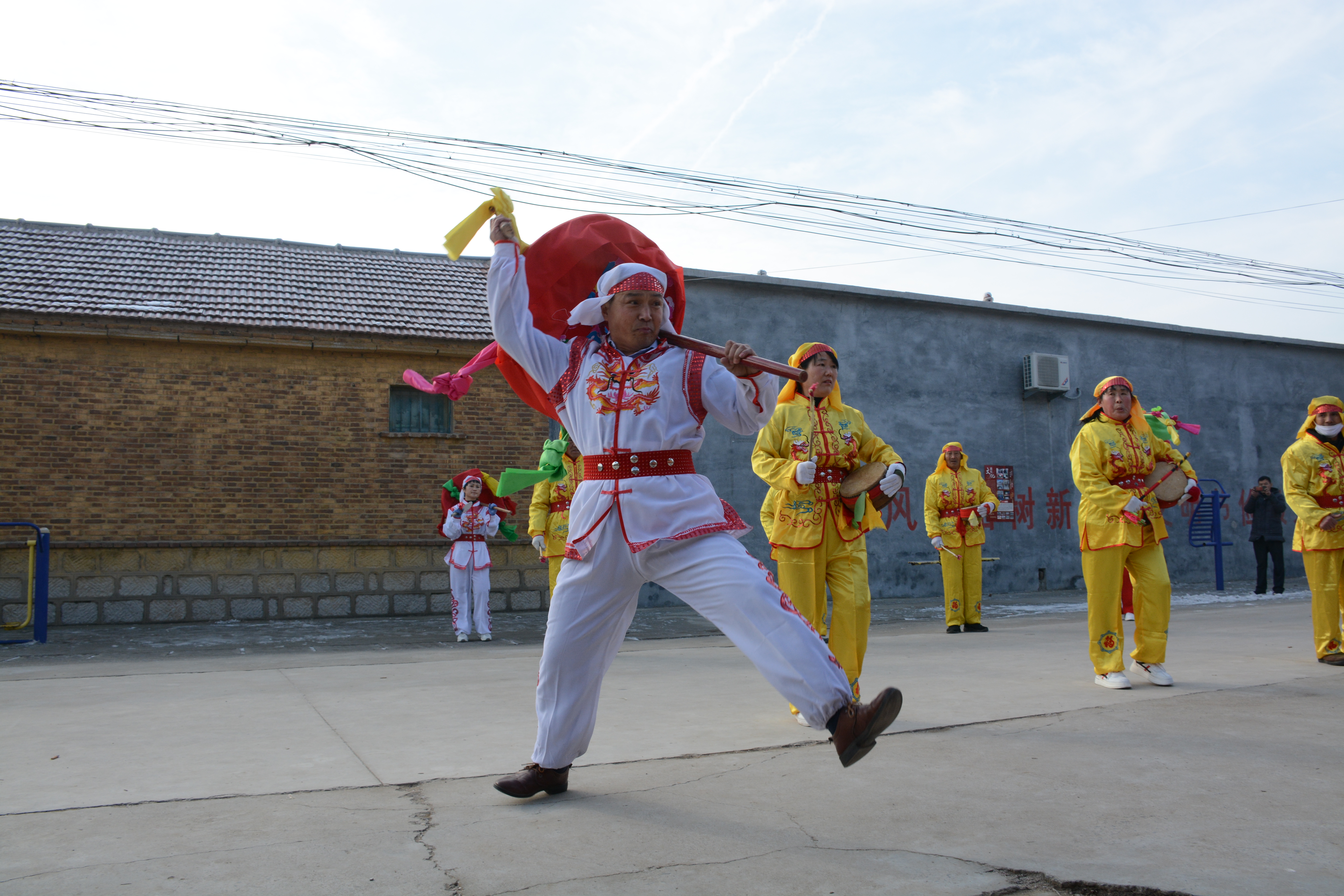 石庙镇鼓子秧歌闹新春