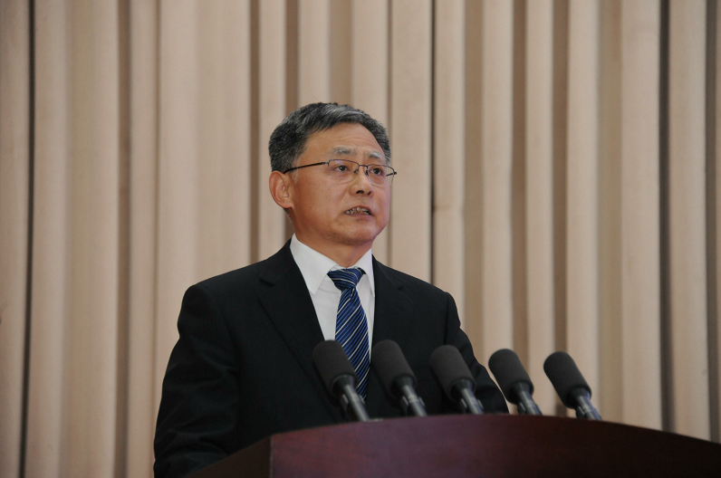 市教育局党组书记,局长刘春国