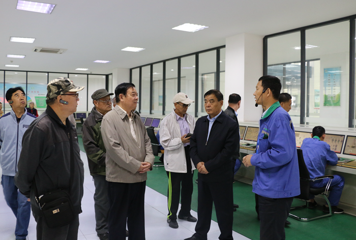 滨州日报讯 10月10日,省政府办公厅老干部党委书记,原巡视员高洪波