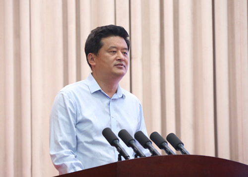 市城管局党组书记,局长王成 (李默摄影)