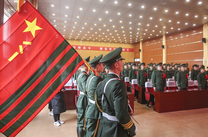 再见,滨州!武警滨州支队13名老兵退役返乡